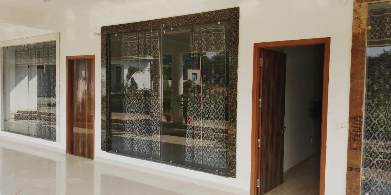 Hotel Radha Rani Mahal Khajuraho Exterior photo